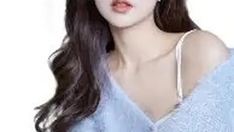 “2025年《穿越火线》IP狂欢节及双平台夏季决赛于深圳体育中心体育馆激战正酣”