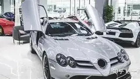 新疆选手阿卜杜艾尼·图尔贡在粤港澳全运会田径男子铁饼项目中荣获金牌